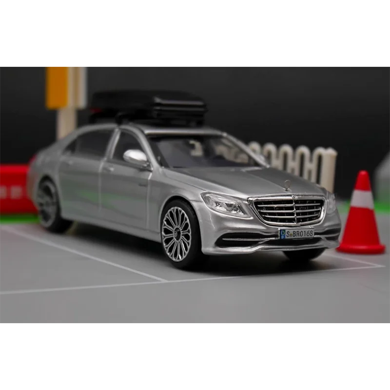 

Diecast 1:64 Scale Benz S560 Alloy Vehine Model Finished Simulation Collection Decoration Gift Toys Display