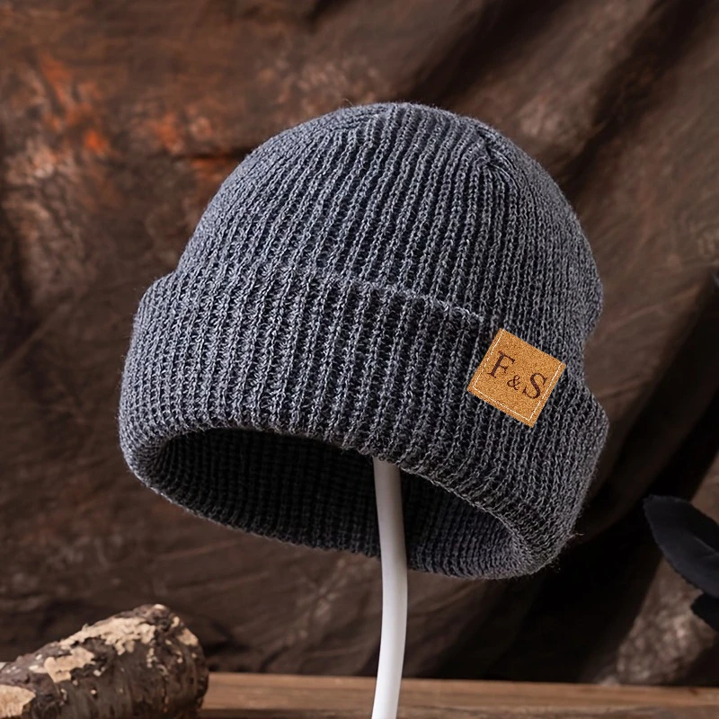 Unisex Ribbed Winter Warm Knit Beanie Hat Leather Patch Cuffed Warm Winter Skull Cap Casual Daily Soft Stretch Hat for Men Women