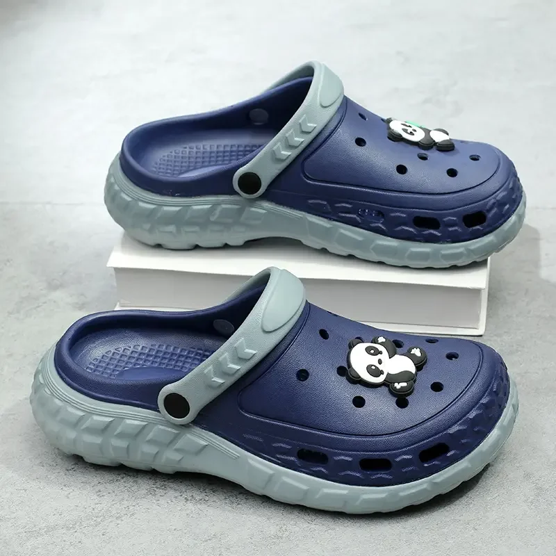 Two-tone Tire Sole Hole Shoes for Men, Thick-soled Beach Sandals, Soft Sole Closed-toe Slippers for Outdoors