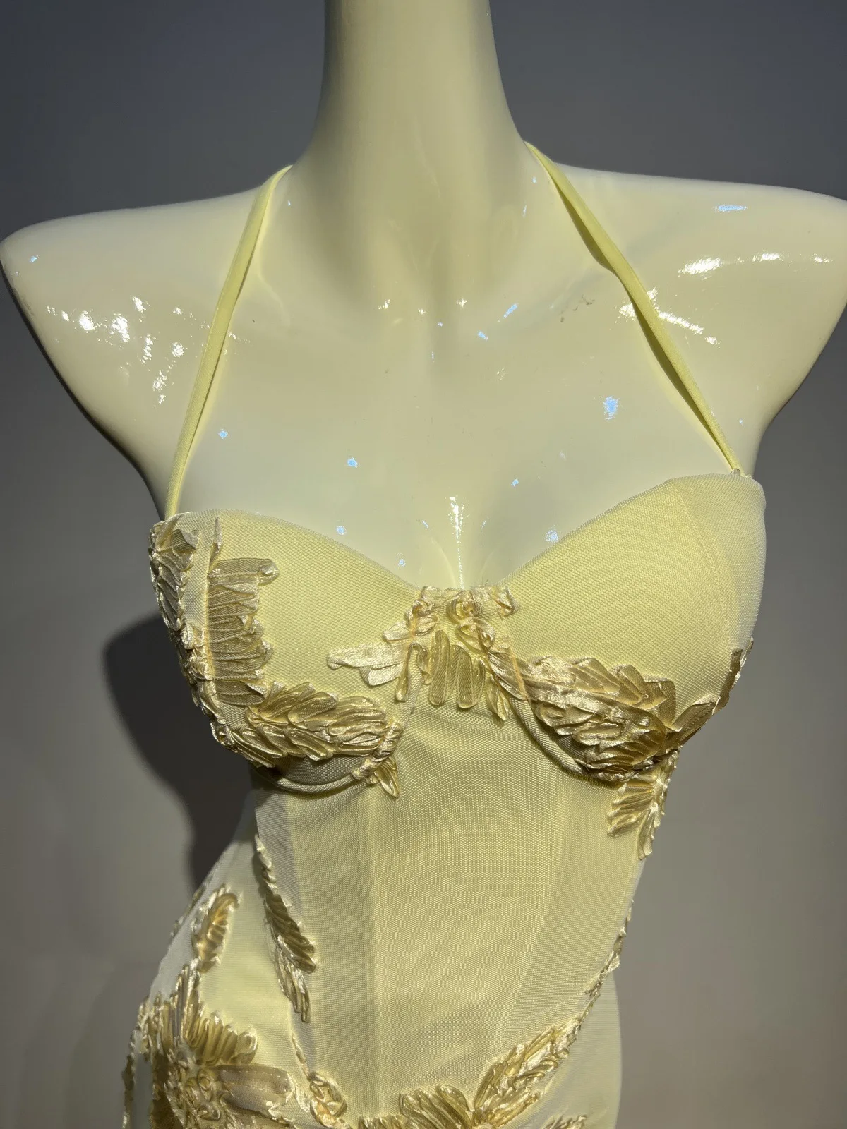 2025 Donne Celebrity Sexy Senza maniche Ricamo Fiori Abiti blu Abito Elegante Evening Party Club Vestido