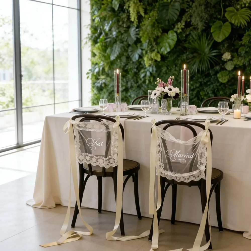 2 Stück personalisierte Spitzen-Stuhlschilder „Just Married“ für Braut & Bräutigam, transparente Spitzen-Schilder, individuelle Hochzeits-Stuhlbanner – Detail 5