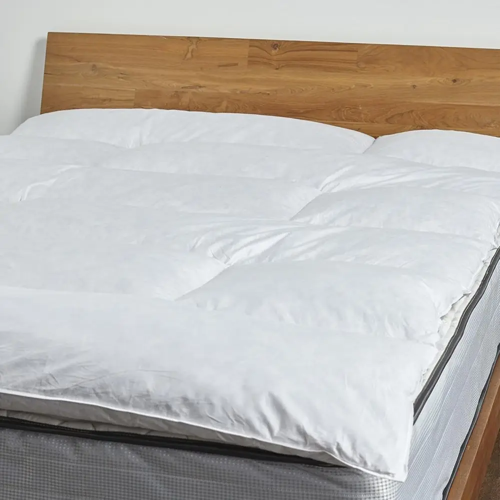 

Plush Hypoallergenic Queen Mattress Topper - Luxurious Comfort for Hotel-Quality Sleep
