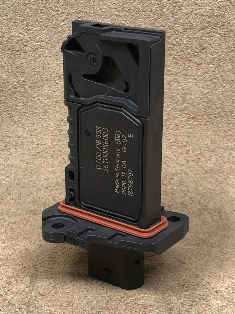 

1шт для GMW WEY 300400500 Датчик расходомера воздуха двигателя Hi4-T