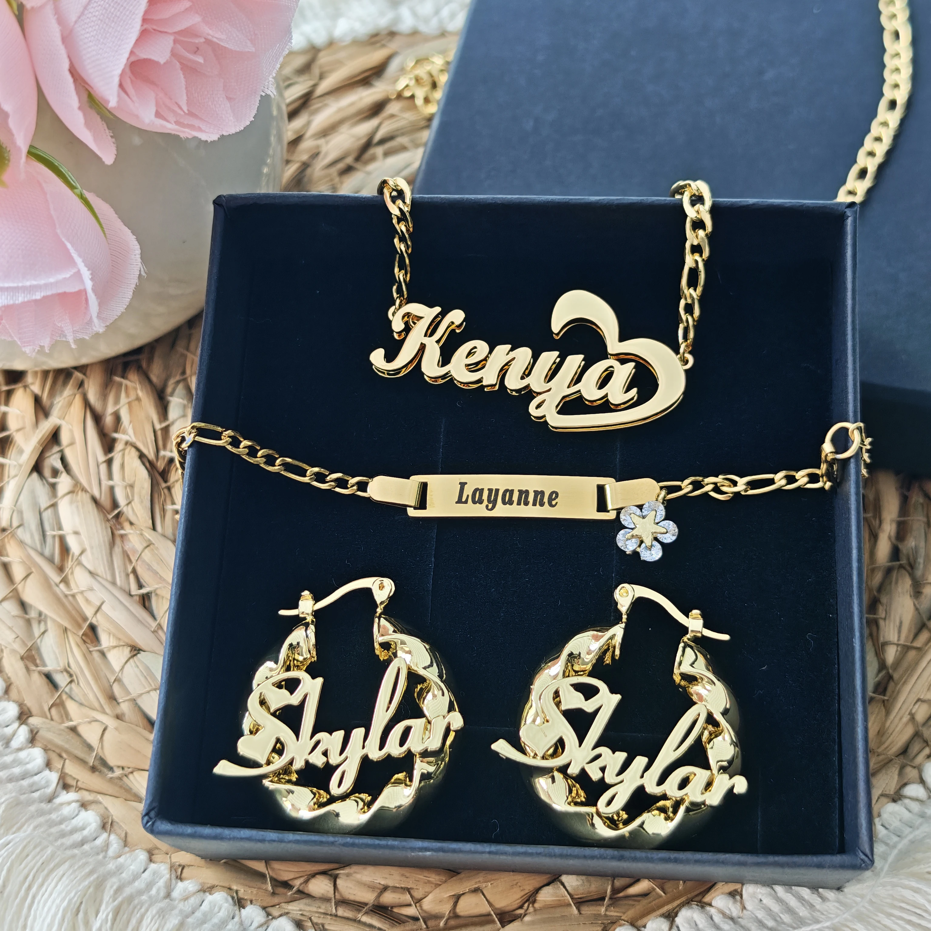 

DUOYING Custom Jewelry Set Flower Zircon Bracelet Love Necklace Stainless Steel 18K Gold Plated Mother's Day Women Gift