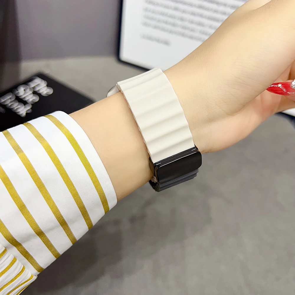 Pasek Ocean do Apple Watch 10 9 8 Ultra Band 46 mm 45 mm 49 mm 44 mm 41/42 mm Sportowa silikonowa bransoletka magnetyczna iWatch Series se 7 6