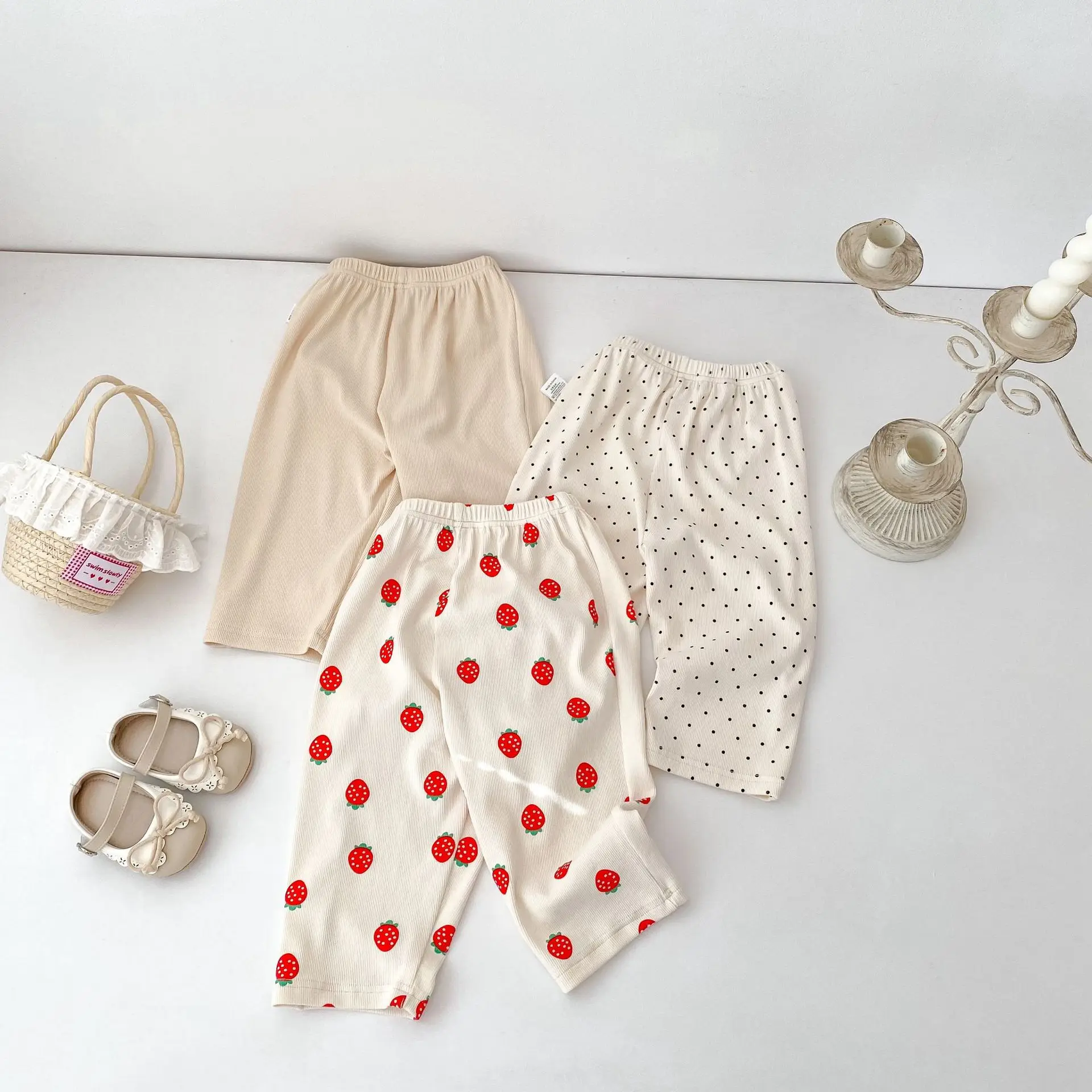 New printed baby girl pants, loose fitting home pants that can be worn outside and are breathable