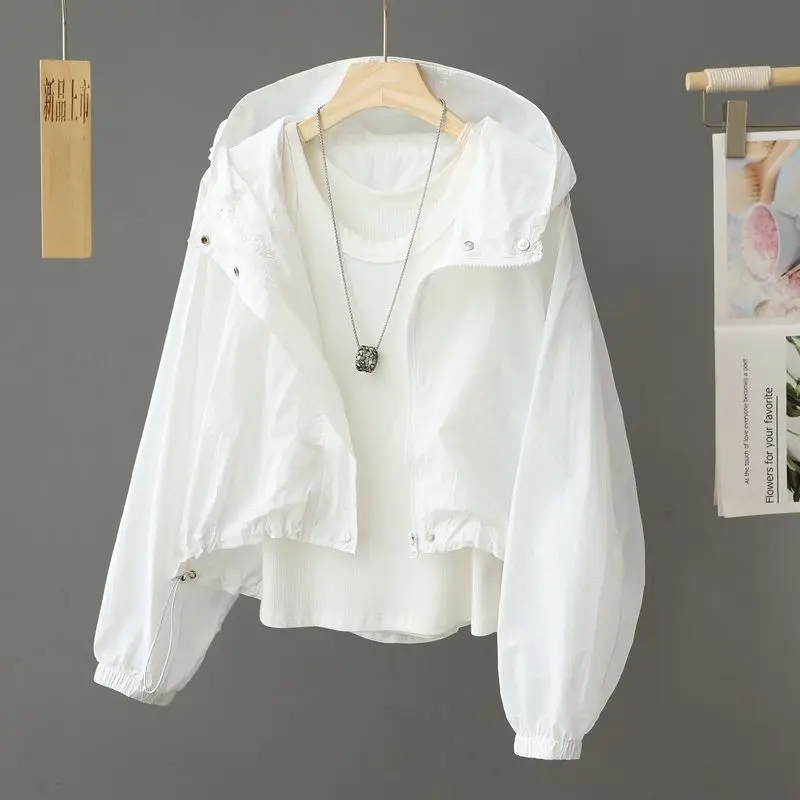 

Женская легкая летняя куртка с капюшоном для активного отдыха, свободного кроя, с защитой от солнца, укороченная, универсальная, повседневная, из полиэфирного волокна