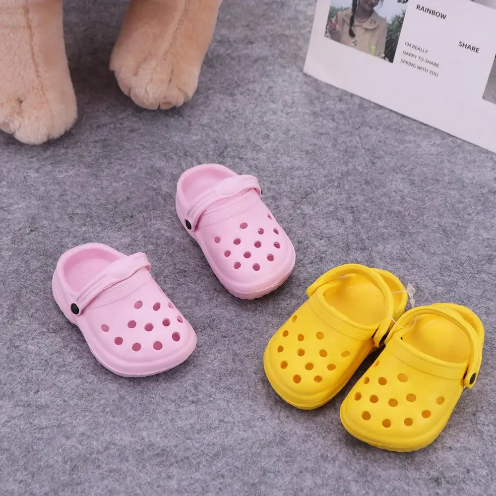 1 Pair Non-slip Pet Sandals Comfortable Breathable Dog Hole Shoe Soft-soled Wear-resistant Dog Rain Boots Running