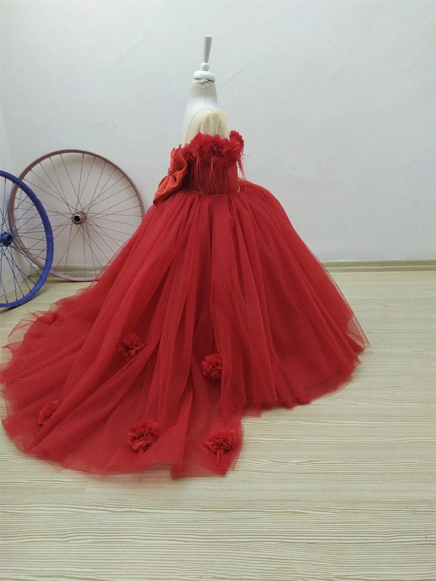 Puffy Flower Girl Dress Sweep Train Kids 3D Flowers Pageant Party Christmas Ball Gown Dresses