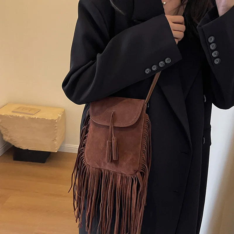 

2025 Bohemian Fringe Square Bag for Women, Vintage Shoulder Crossbody Purse, Tassel Mini Handbag, Retro Chic and Portable