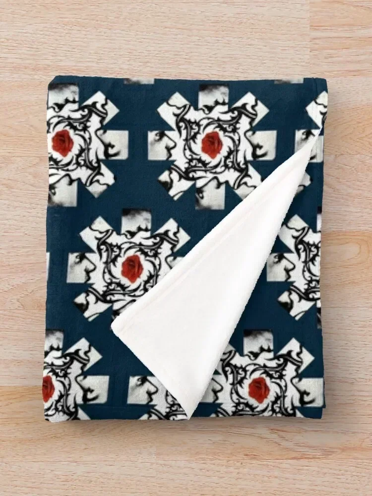 الوردة الحمراء على المركز رمي بطانية هدية مضحكة تأثيري أنيمي بطانيات التخييم الفاخرة #3