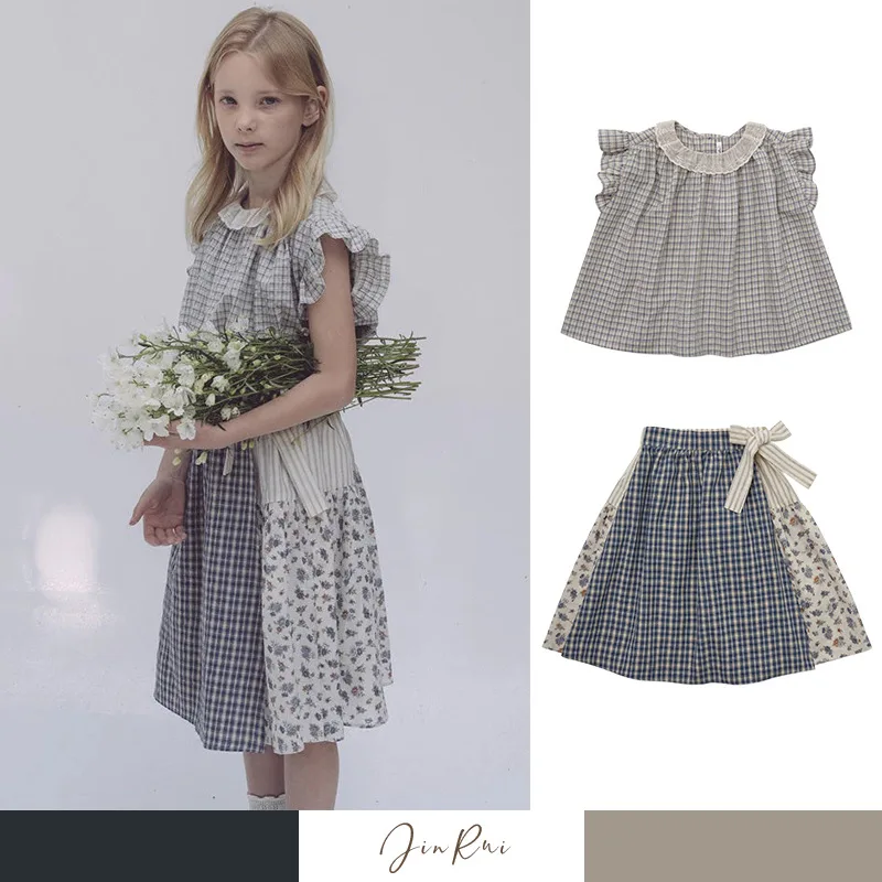 

Лето 2025 г., клетчатая рубашка для девочек, комплект с маленькими летящими рукавами, клетчатая лоскутная юбка с цветочным принтом