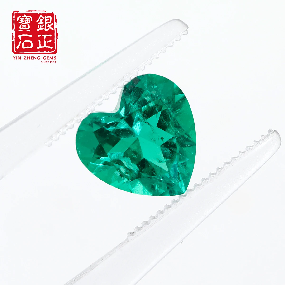 YinZheng Lab Smeraldo colombiano Smeraldo colombiano idrothermico con taglio a cuore con certificato Smeraldo colombiano coltivato in laboratorio