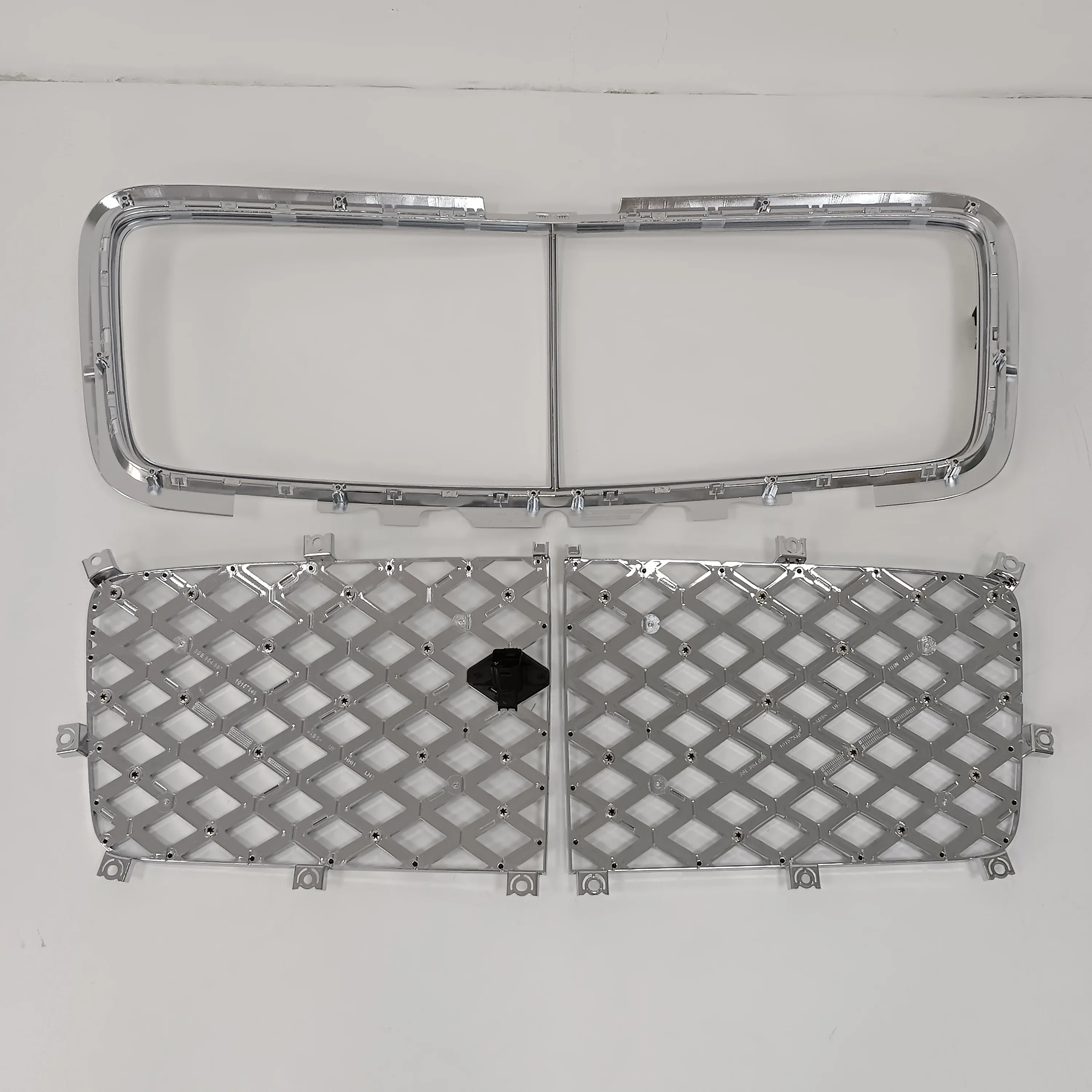 New Arrival Car Accessories Parts Front Bumper Mesh Grille Fender Grille For Bentley Flying Spur Body Kit 2021 Muliner Style