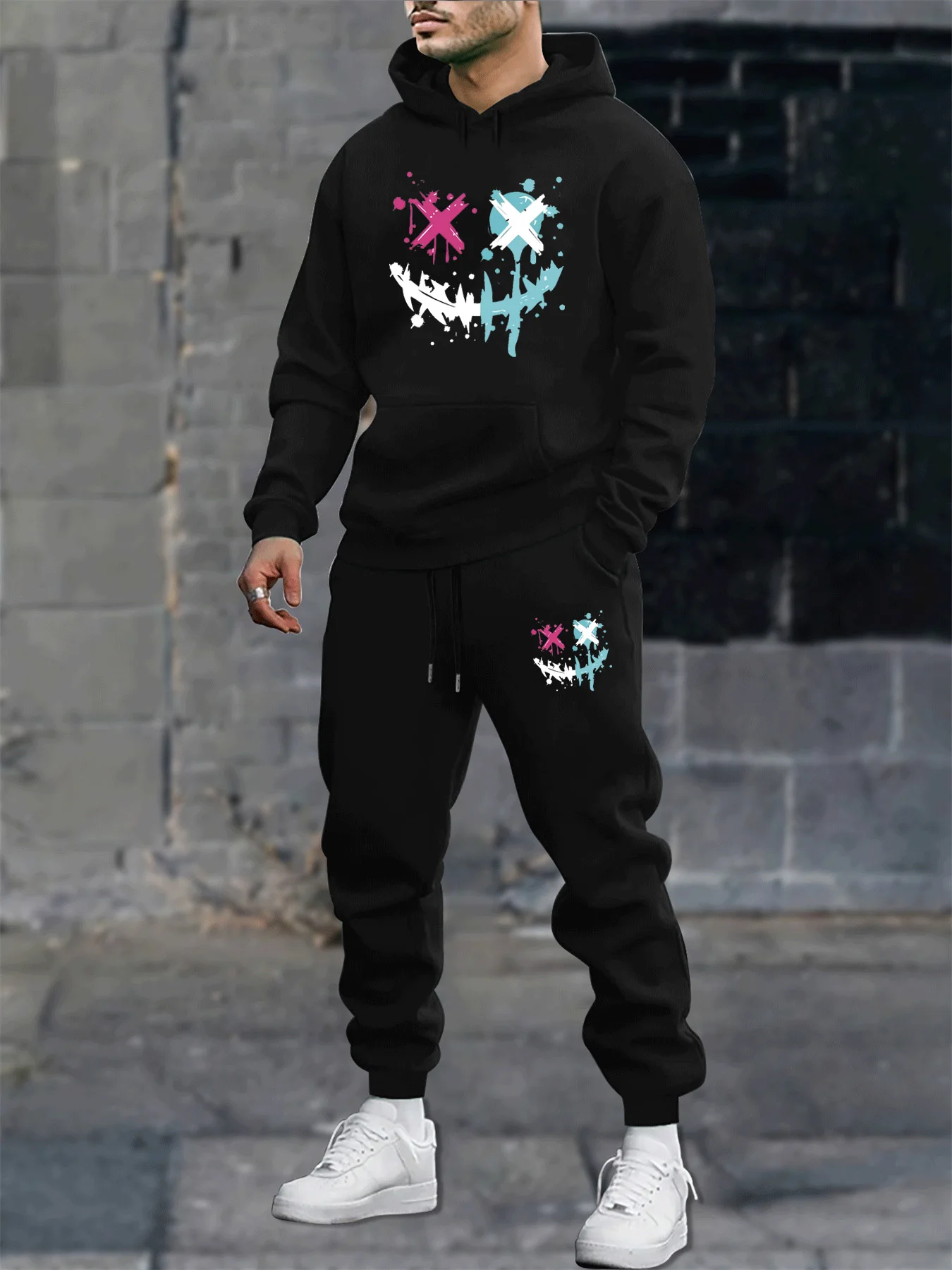 

Мужская осенне-зимняя повседневная модная теплая свободная плюшевая толстая толстовка с капюшоном и спортивные штаны с принтом улыбающегося лица