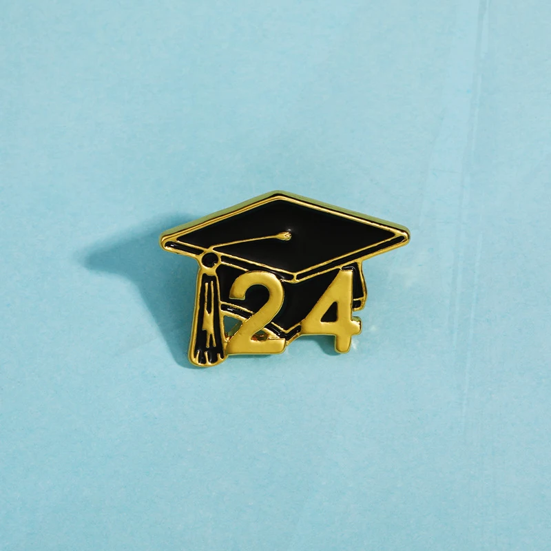 mini graduation cap Pines, alloy drop oil Pines, metal fashionable handicraft Pines Wholesale of cross-border new