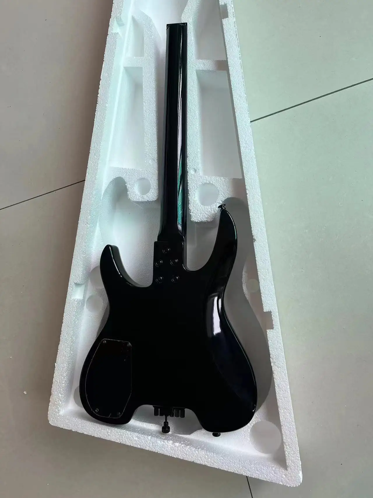 High end customized electric guitar, mahogany fingerboard, free shipping for fast delivery