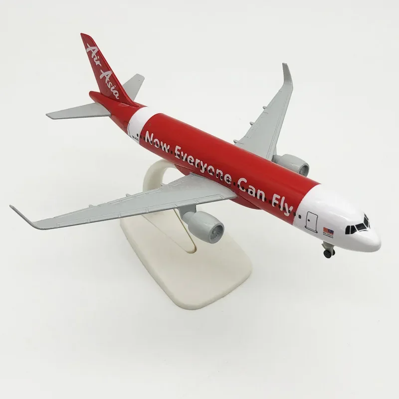 

Модель самолета Red Air Asia Airlines, 19 см