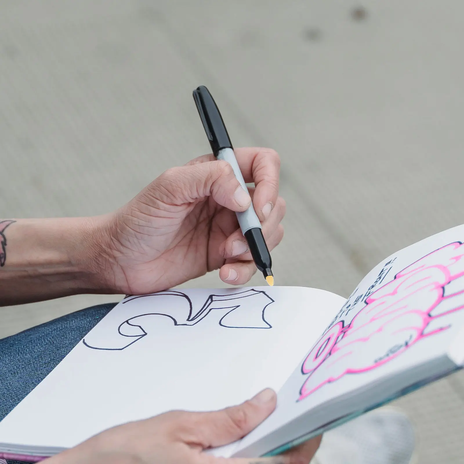 

100 шт. сменных акриловых наконечников 4,45 мм для маркеров-кистей: для рисования гладкими линиями, раскрашивания и граффити