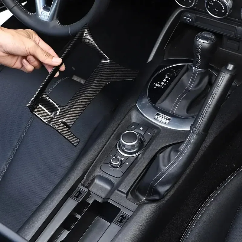 

Накладка на кнопки мультимедиа центральной консоли из настоящего карбона для Mazda MX-5 MX5 Miata ND 2016-2025 гг., аксессуары для интерьера автомобиля