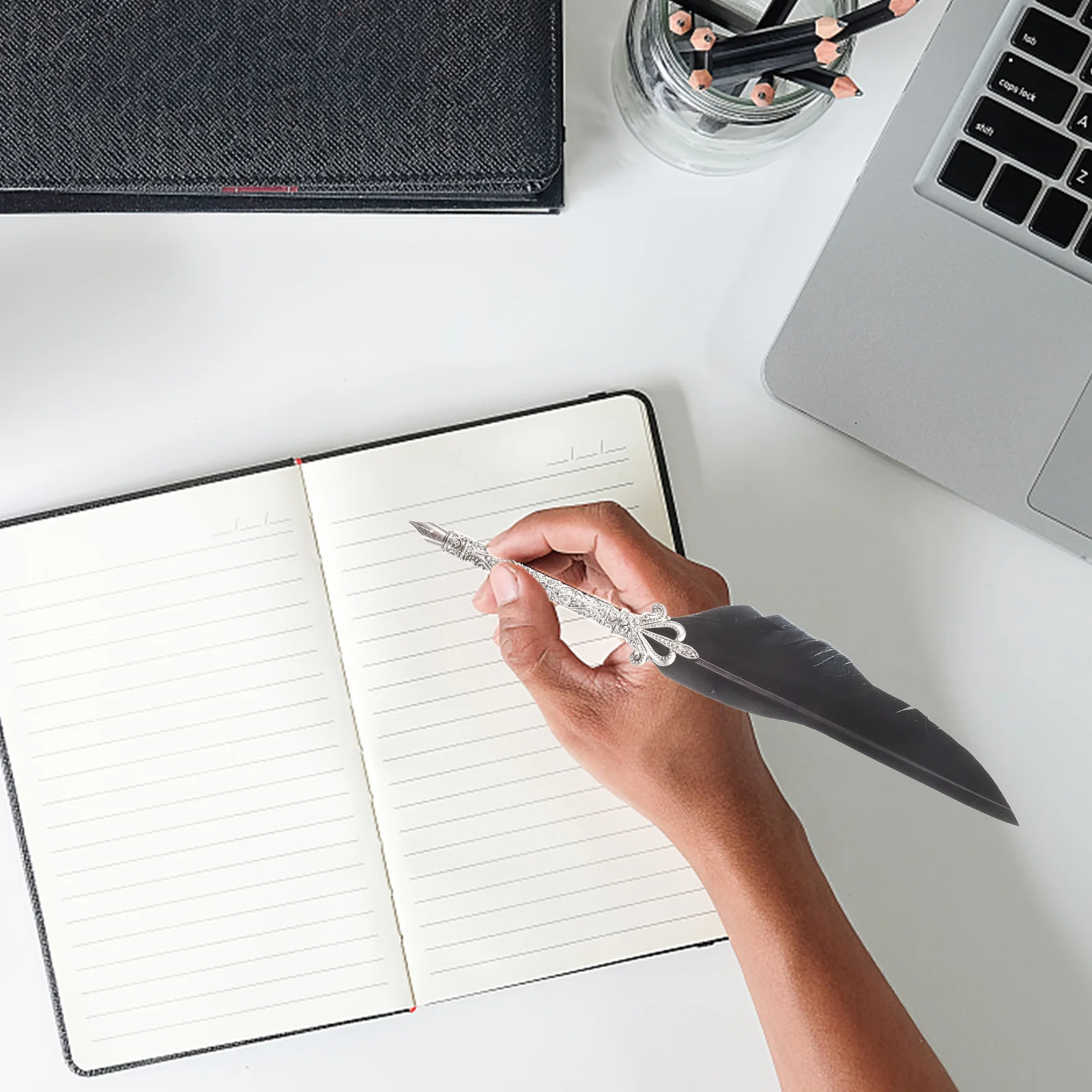 

1Set Premium Quill Pen Simple Lightweight Design for Smooth Writing Office Signature Calligraphy Dip Pen for Gift