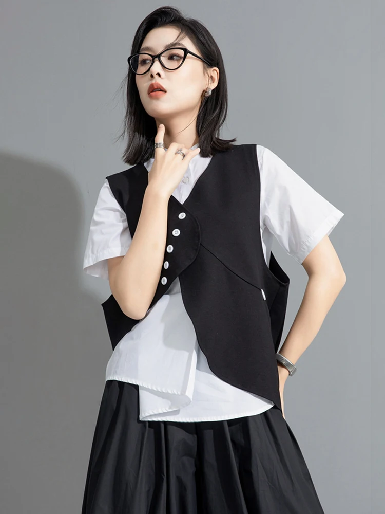 [EAM] Women Black Button Irregular Hem Big Size Casual Vest New V-collar Sleeveless Fashion Tide Spring Summer 2024 1DH5956