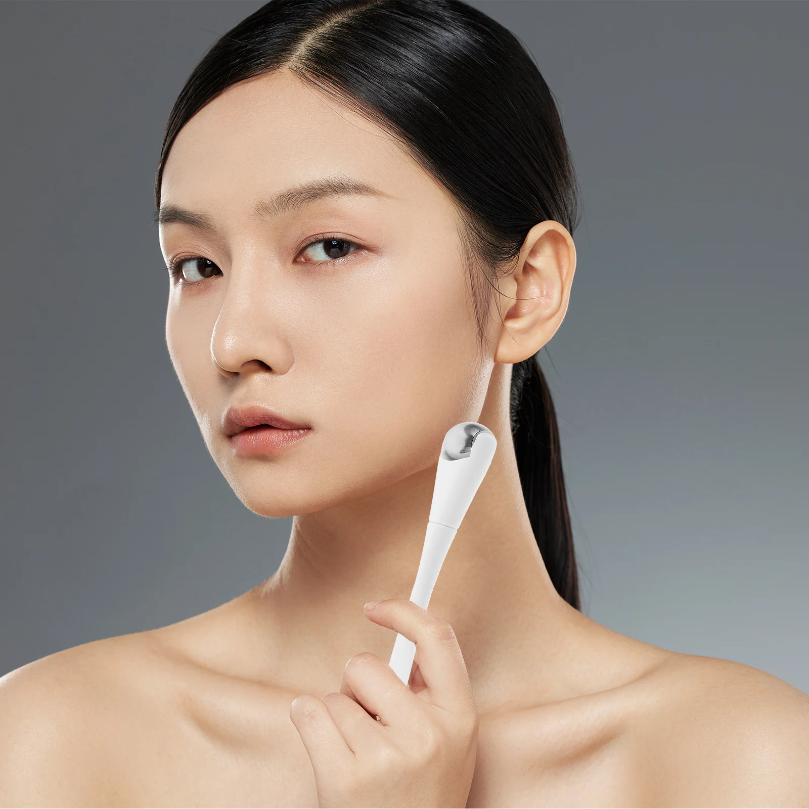 ลูกกลิ้งนวดตา เครื่องมือดูแลผิวหน้าที่ทนทานสำหรับบรรเทาอาการบวมผู้หญิงเครื่องนวดผิวหน้าเครื่องมือนวดตา