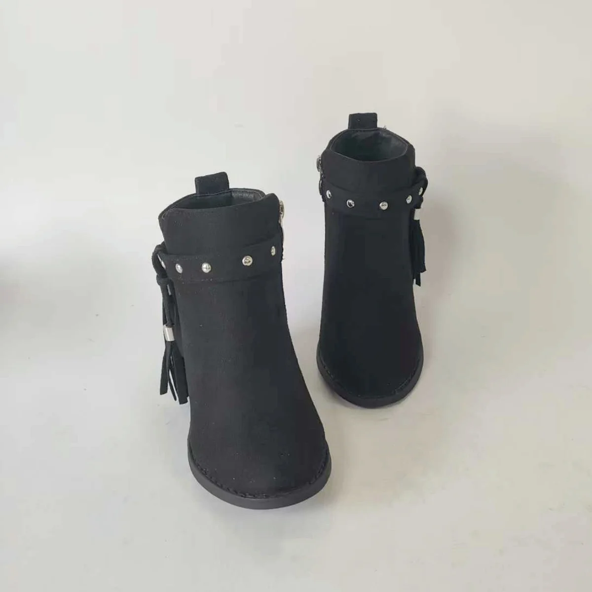 

Rivet tassel side zipper solid color simple versatile elegant nude boots girls boots