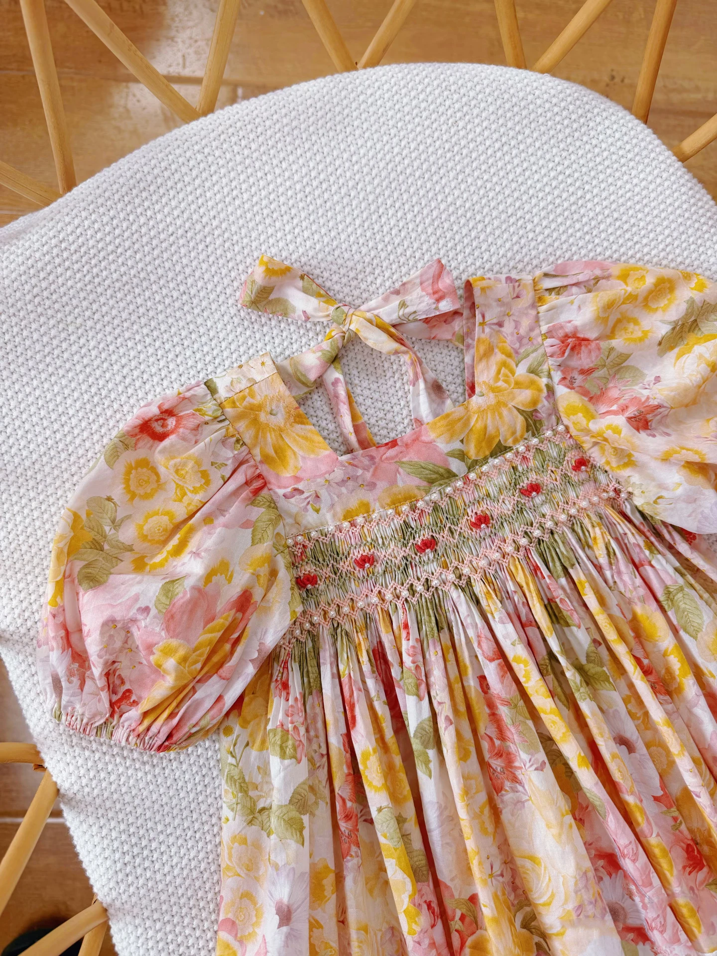 Letnia dziewczęca sukienka z h – Embroidery Yellow Dress recenzja i cena