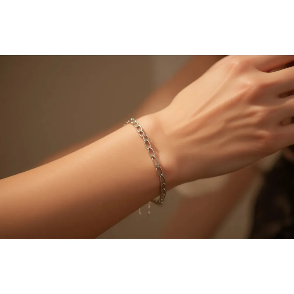 

Браслет-цепочка из 14-каратного золота в стиле Paperclip для повседневного образа