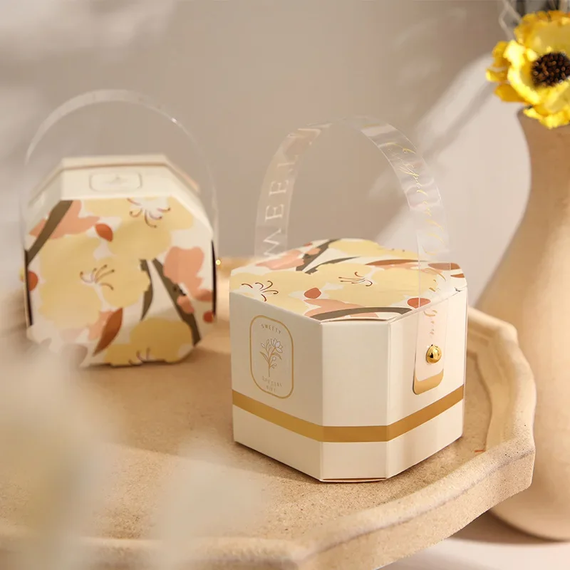 20 PCS Fresh And Creative Wedding Candy Box Romantic Wedding Holiday Party Portable Octagonal Gift Box