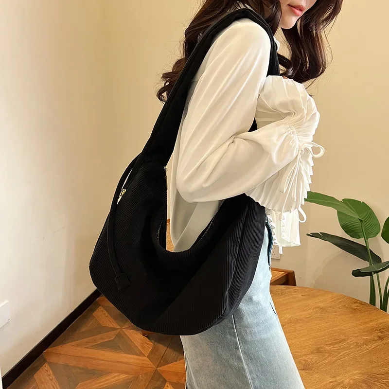 Underarm Bag Women Tote Bags Casual Shopping Bags Versatile Fashionable Corduroy Class Bag for Girl Designer Bag Сумка Женская