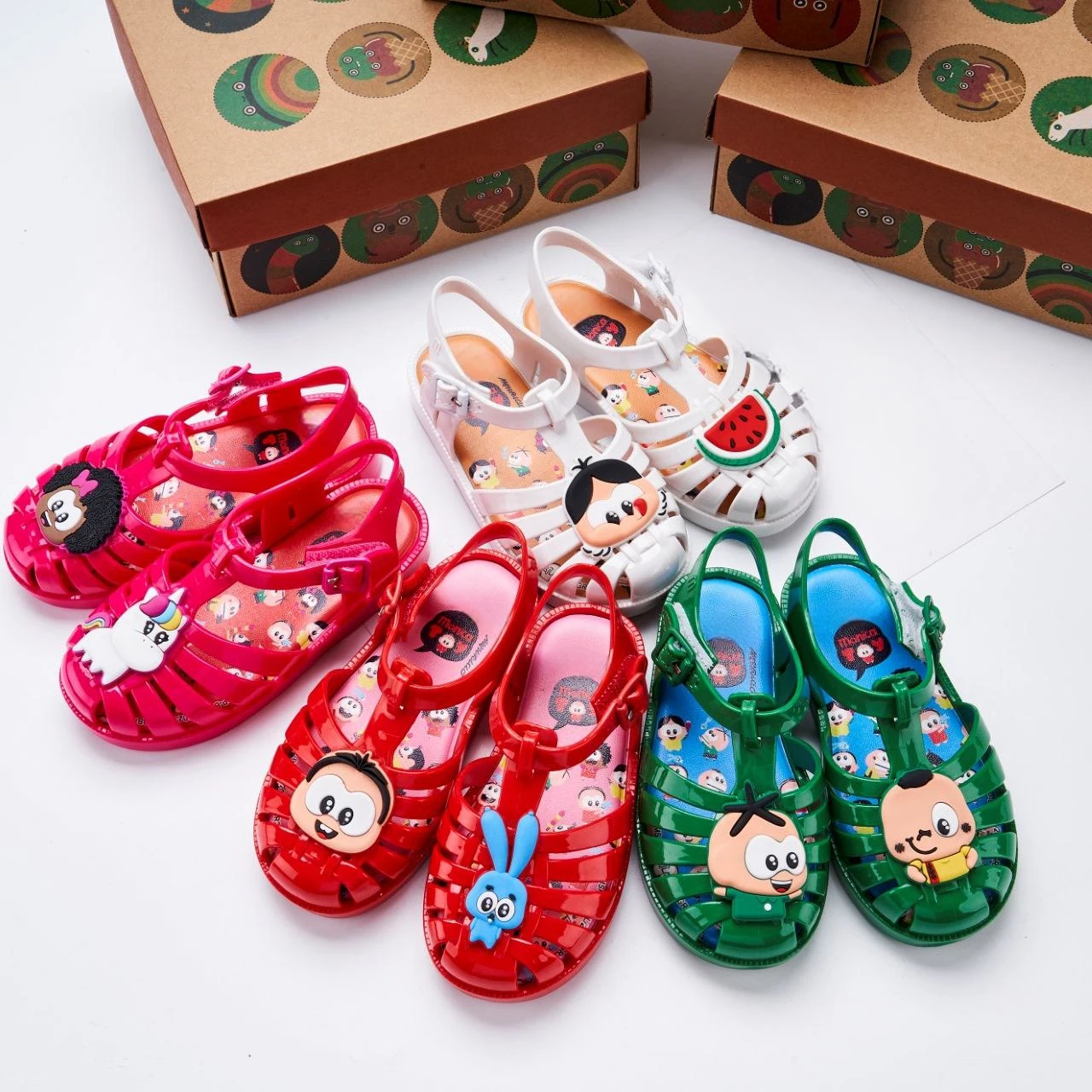 

2024 Brazil Children's Shoes Baby Kids Baotou Jelly Sandals Boys Girls Soft Sole Non-slip beach Shoes Cartoon Toddlers Shoes