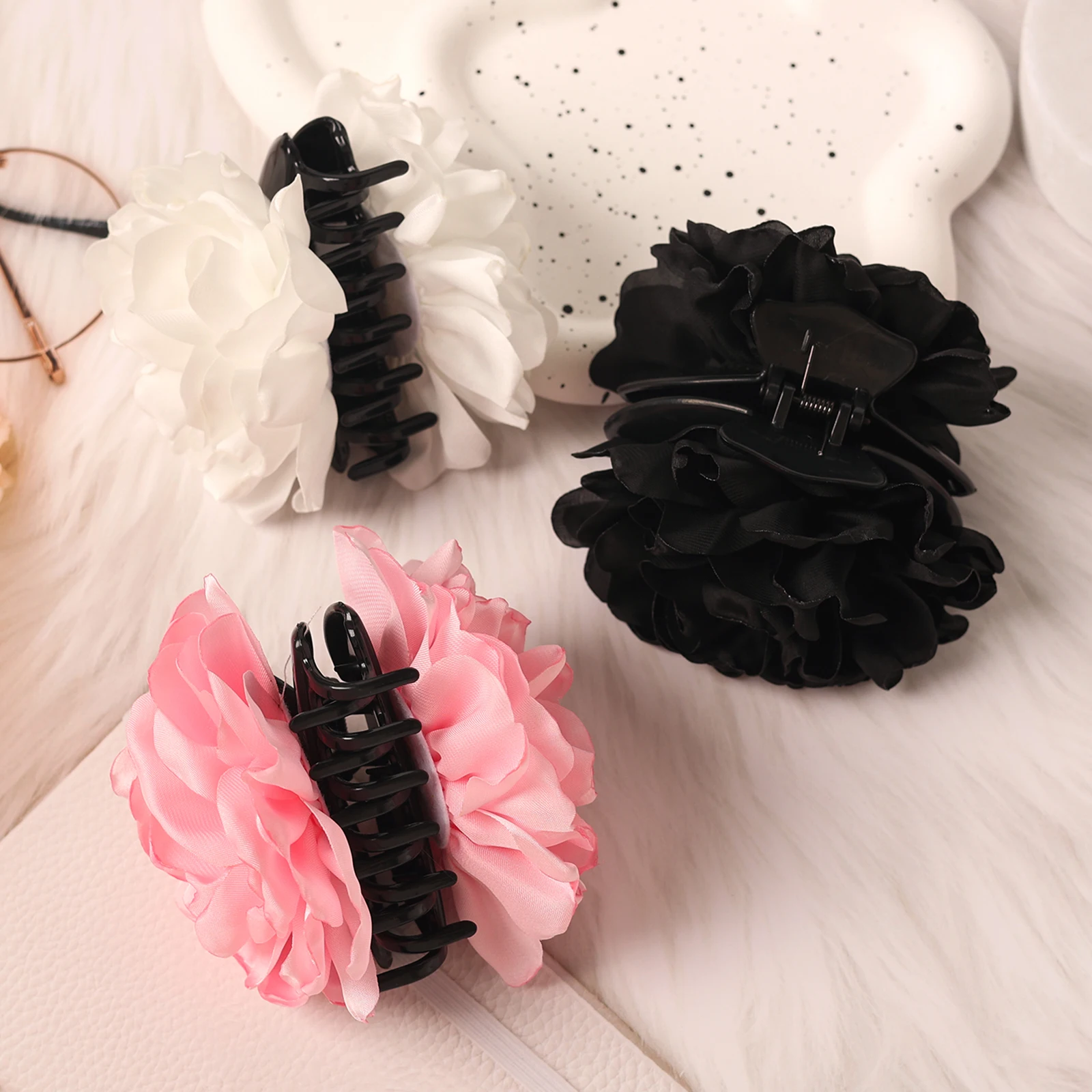 New French Camellia Flower Solid Color Satin Hair Claw Clip for Girls Elegant and Romantic Hairpin Clip Hair Accessories