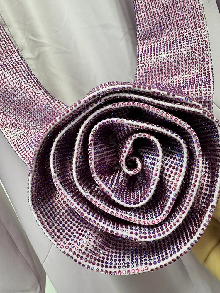 QMQA Mode Damen Bankettkleid rückenfrei gespleißt 3D-Blumendesign hohe Taille Abend Maxikleider 2025, weibliche Kleidung QM366