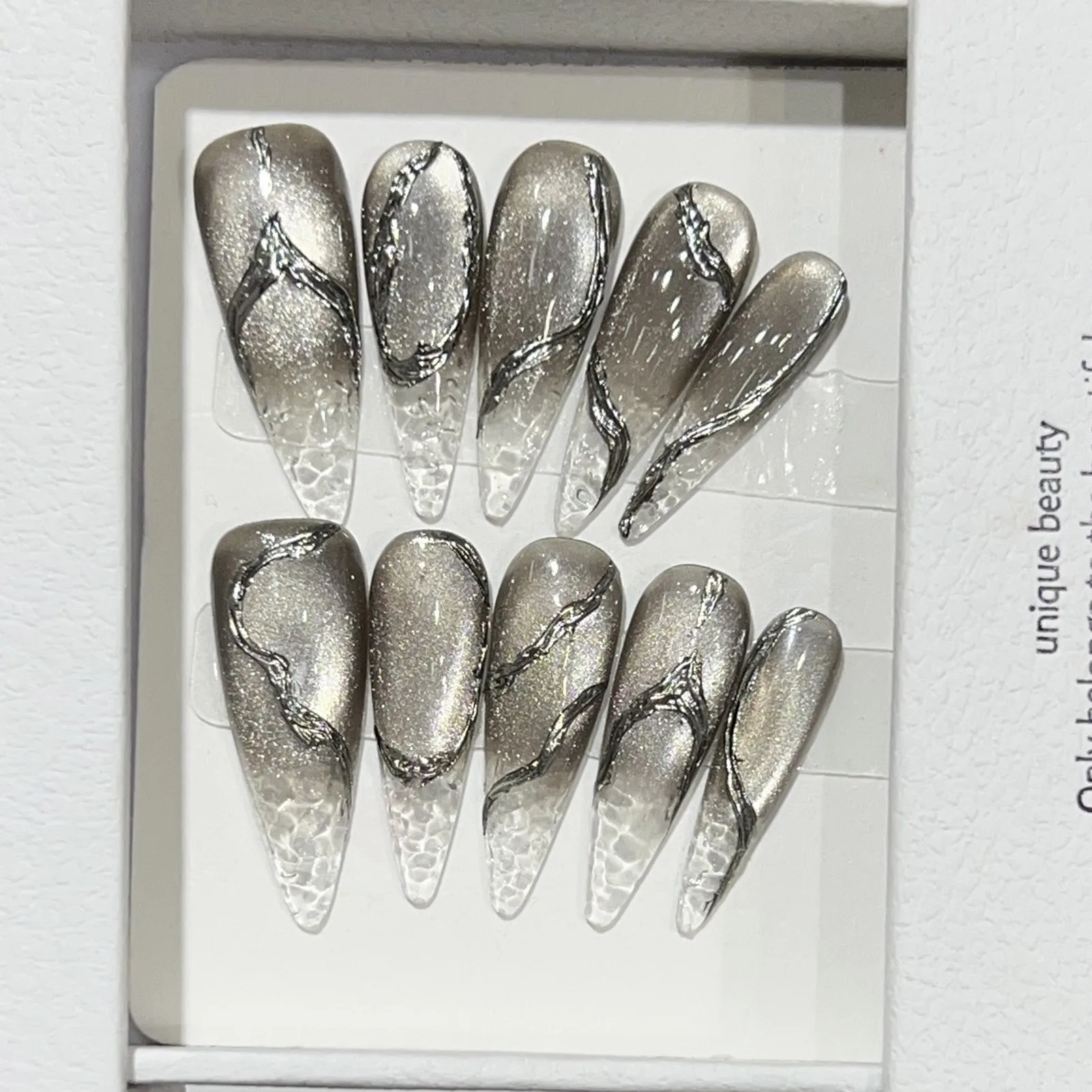 10 pçs halloween unhas falsas reutilizáveis ponta longa preto rachado olho de gato estilo punk prata longa imprensa em unhas para decoração feminina