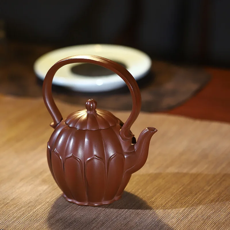 High-End Handmade Purple Tea Pot Original Ore Yixing Zhaozhuang Small Red Clay Ribbed Lotus Handle Pot 500Ml