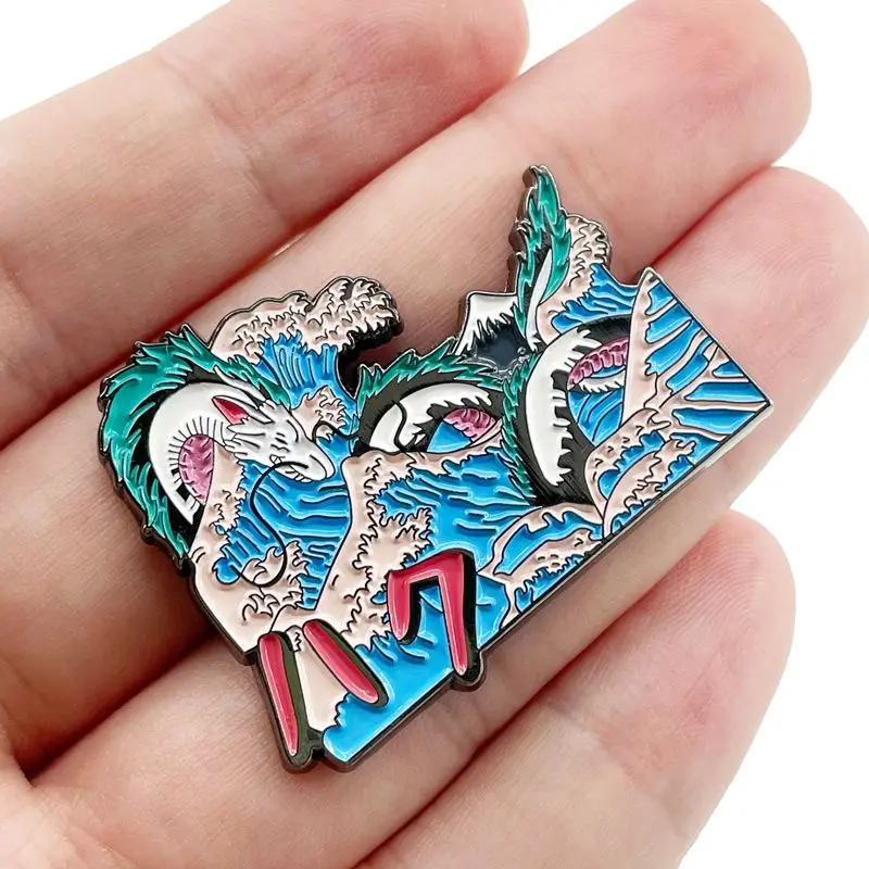 Anime peripheral Spirited Away White Dragon brooch Miyazaki Hayao anime metal badge backpack hat decoration pin gift