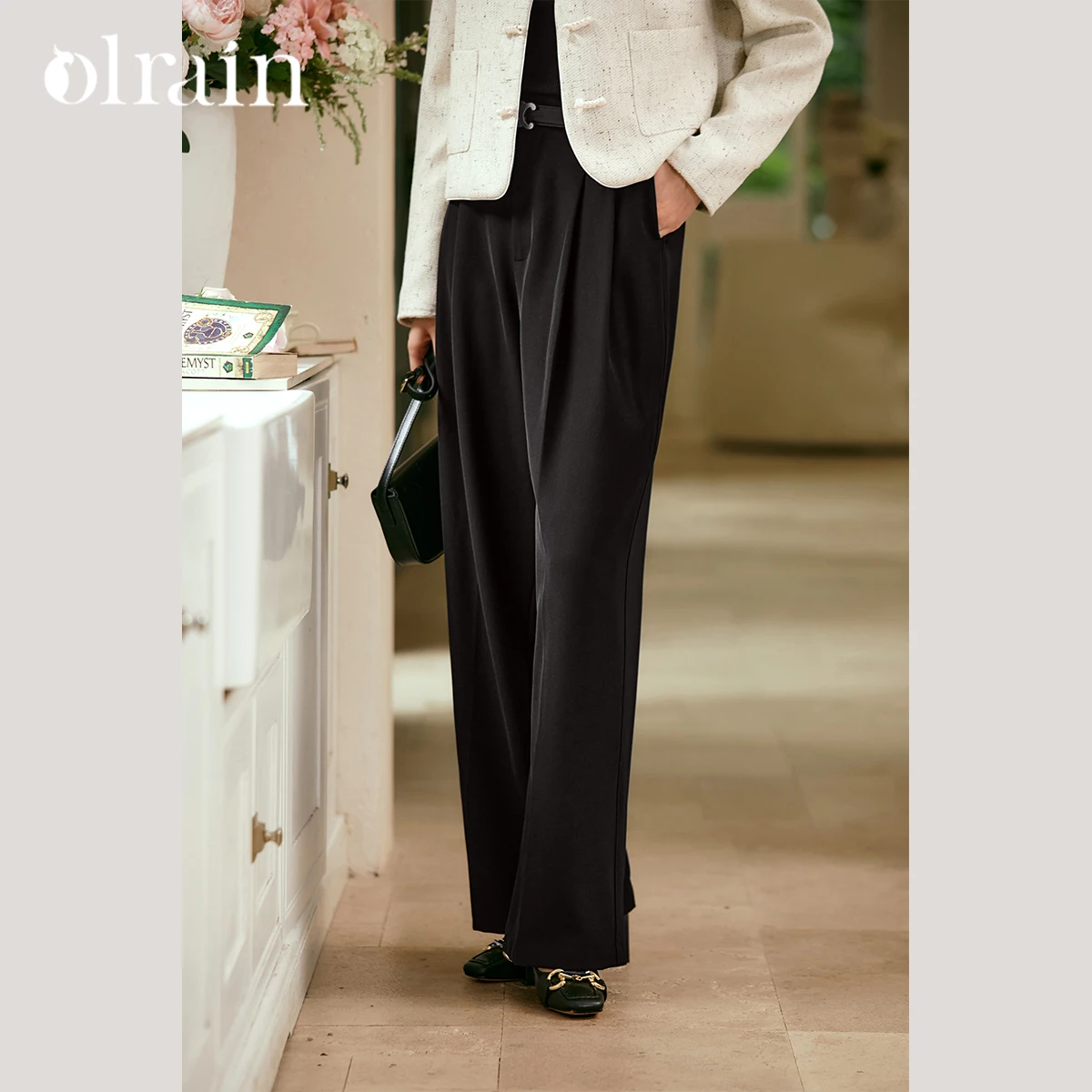 

OLrain Women Slacks 2025 autumn Black Small Casual Pants High Waist Commuter Temperament Loose Straight Pants M56QK80108