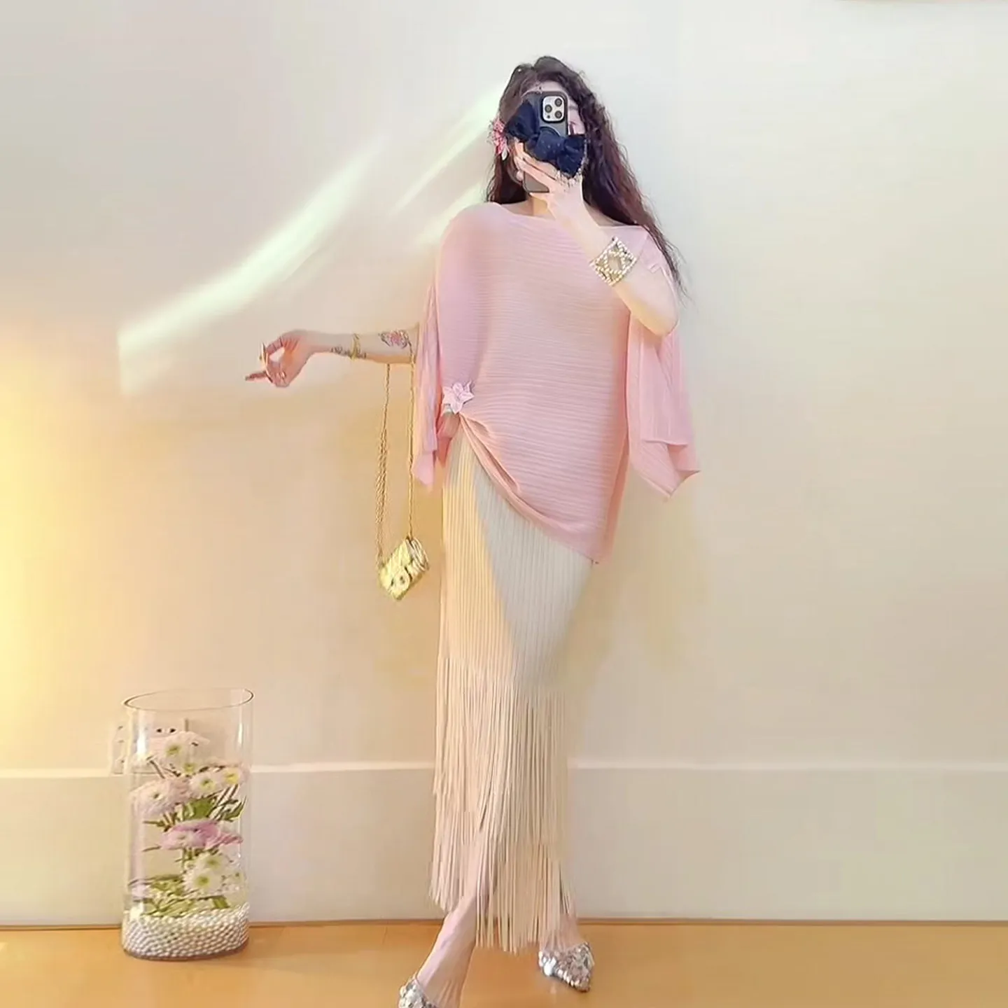 

Miyake Pleated 2026 New Spring/Summer French-Style Set Solid-Color Niche Top Fashionable Fringe Skirt Pleated Two-Piece Set