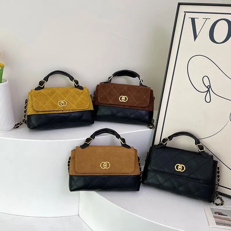 

Stylish Trendy Designer Paris Fashion Bag For Women With Elegant Leather And Large Capacity