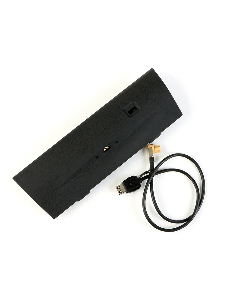 Car dual color water cup light with USB expansion panel suitable for BMW 3 Series 4 Series F30F31F32F33F34F35F36 black