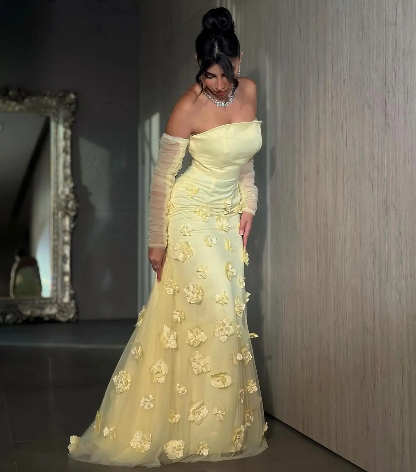 2025 Custom Made A-Line Strapless Detachable Sleeve Jersey Party Dress Classic Appliques Beading Zipper Back Evening Dress