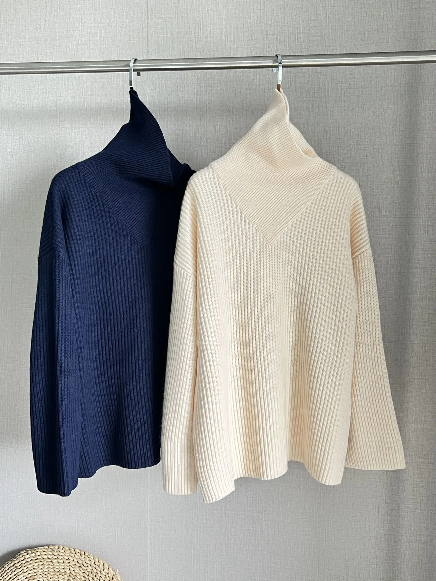 

* Winter Women's Wool Sweater Solid Color Ribbed Turtleneck Pullover Knitting Sweater Top Female Casual Straight Clothing