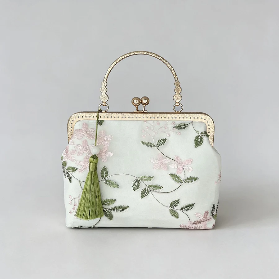 

Chinese Style Flower Embroidered Shoulder Bag Handbag Retro Small Square Bag Wedding Party Tassel Design Women Evening Clutch