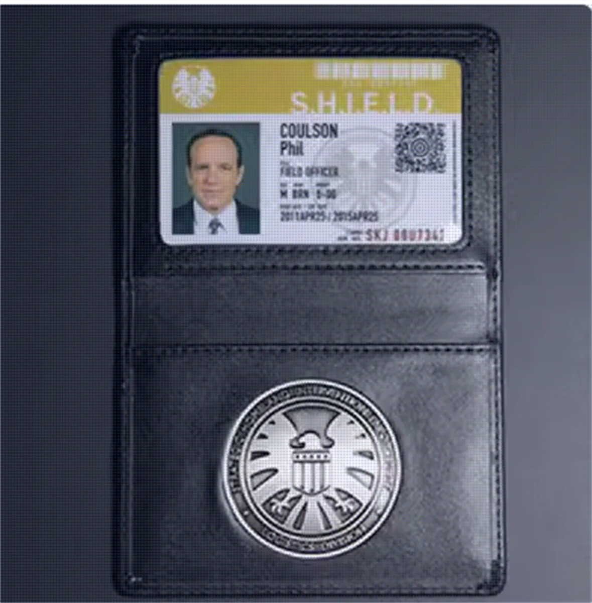 

American agent S H. I.E.L.D. Metal Badge Identity Props COS Card Pack Personalized Customization