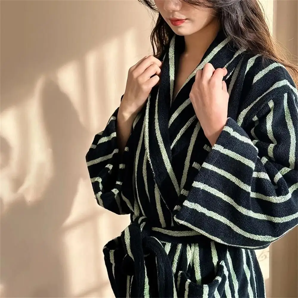 Retro Stripe Cotton Bathrobe Super Soft Absorption V Neck Sleepwear Warm Robes Women Hooded Loose Bath Robe Coat Towel Homewear