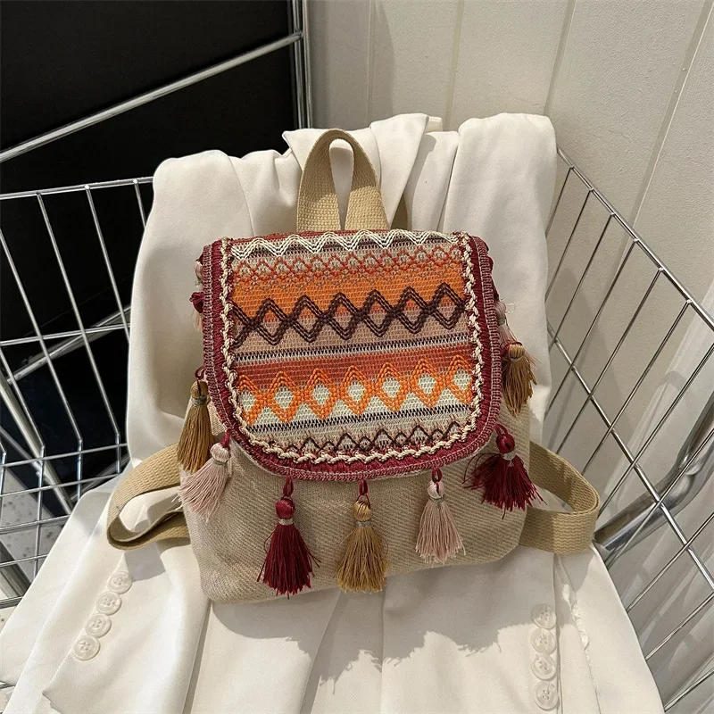 Bolso con borlas de estilo étnico para mujer, mochila de gran capacidad para principios de otoño, bolso de ocio que combina con todo, tendencia 2024