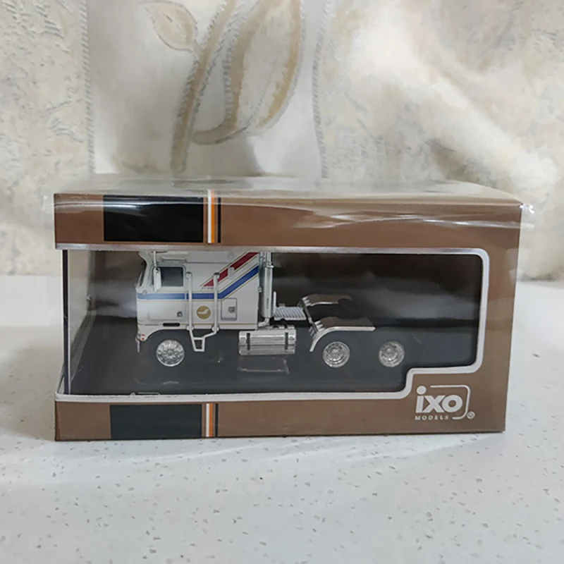 IXO 1:64 Scale KENWORTH K100 Aerodyne 1976 Alloy Truck Model