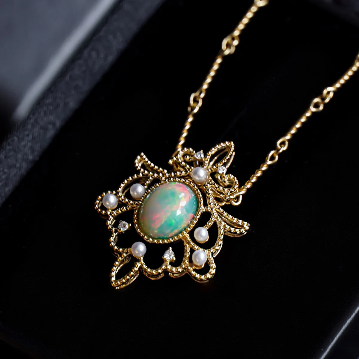 نمط المحكمة الفيكتورية 925 الفضة الاسترالية الأبيض أوبال قلادة روكوكوكو البذور اللؤلؤ البيضاوي الاصطناعية أوبال سلسلة قلادة مجوهرات هدية